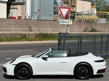PORSCHE 911 Carrera Cabriolet