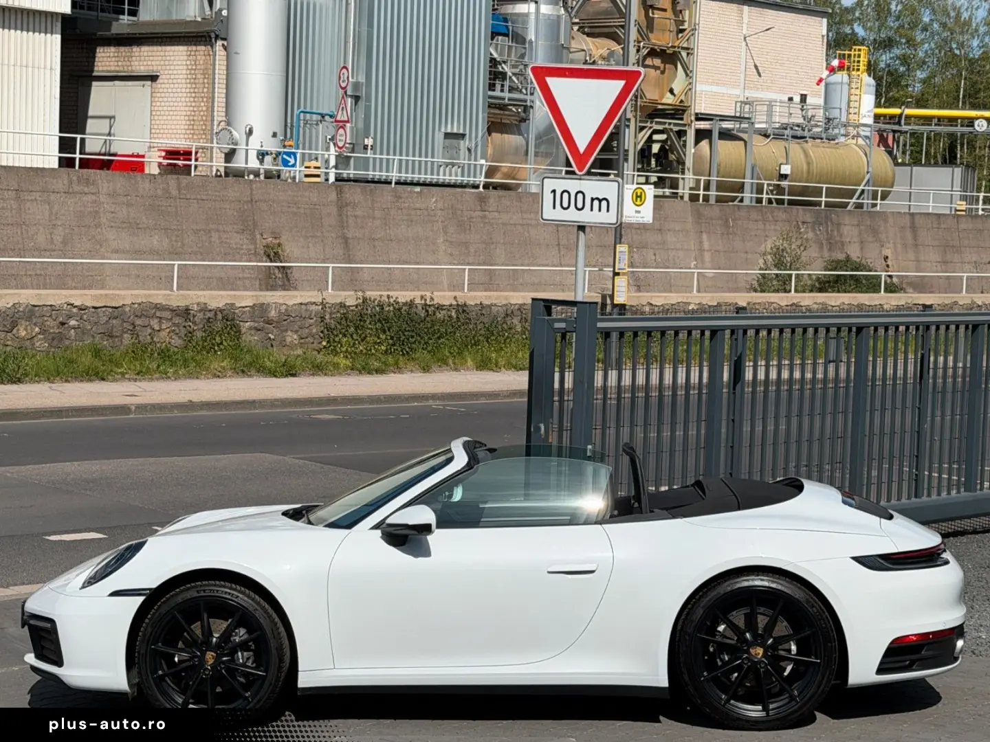 PORSCHE 911 Carrera Cabriolet