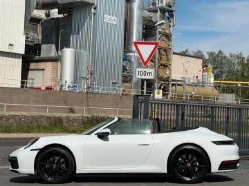 PORSCHE 911 Carrera Cabriolet