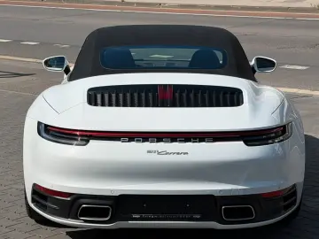 PORSCHE 911 Carrera Cabriolet