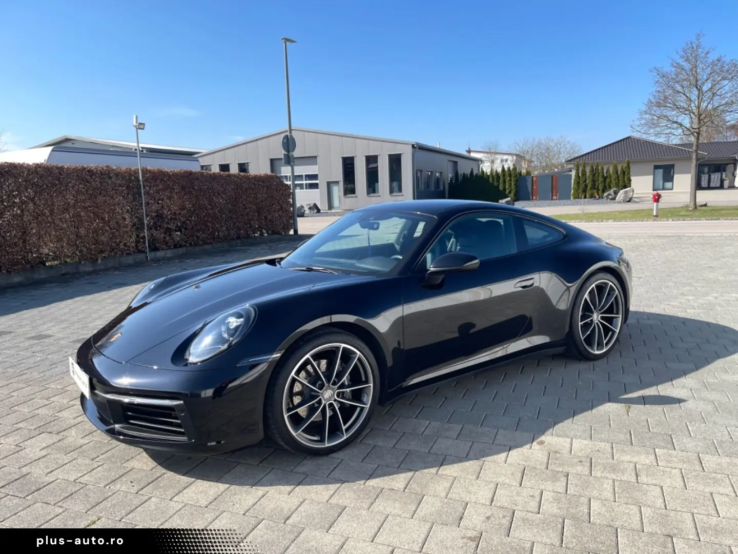PORSCHE 992 Carrera