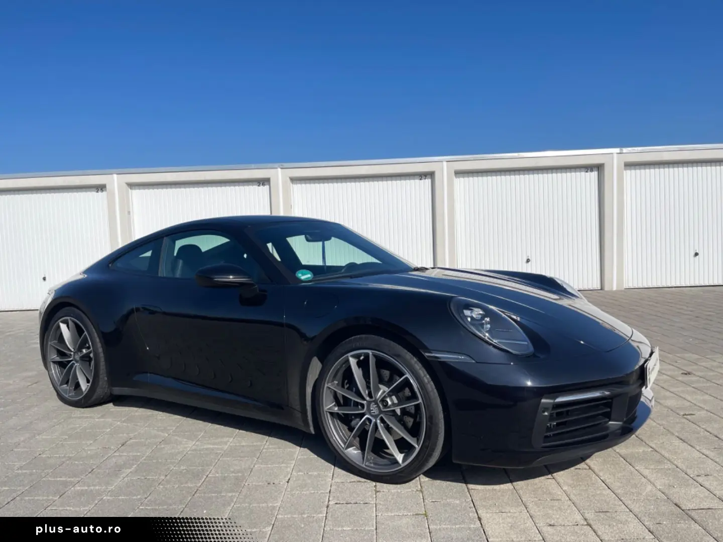 PORSCHE 992 Carrera