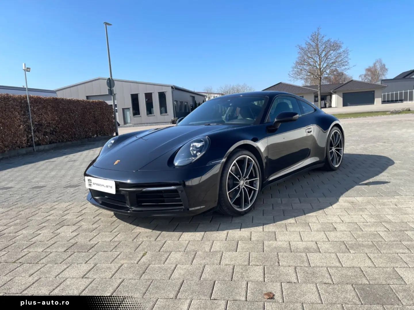 PORSCHE 992 Carrera