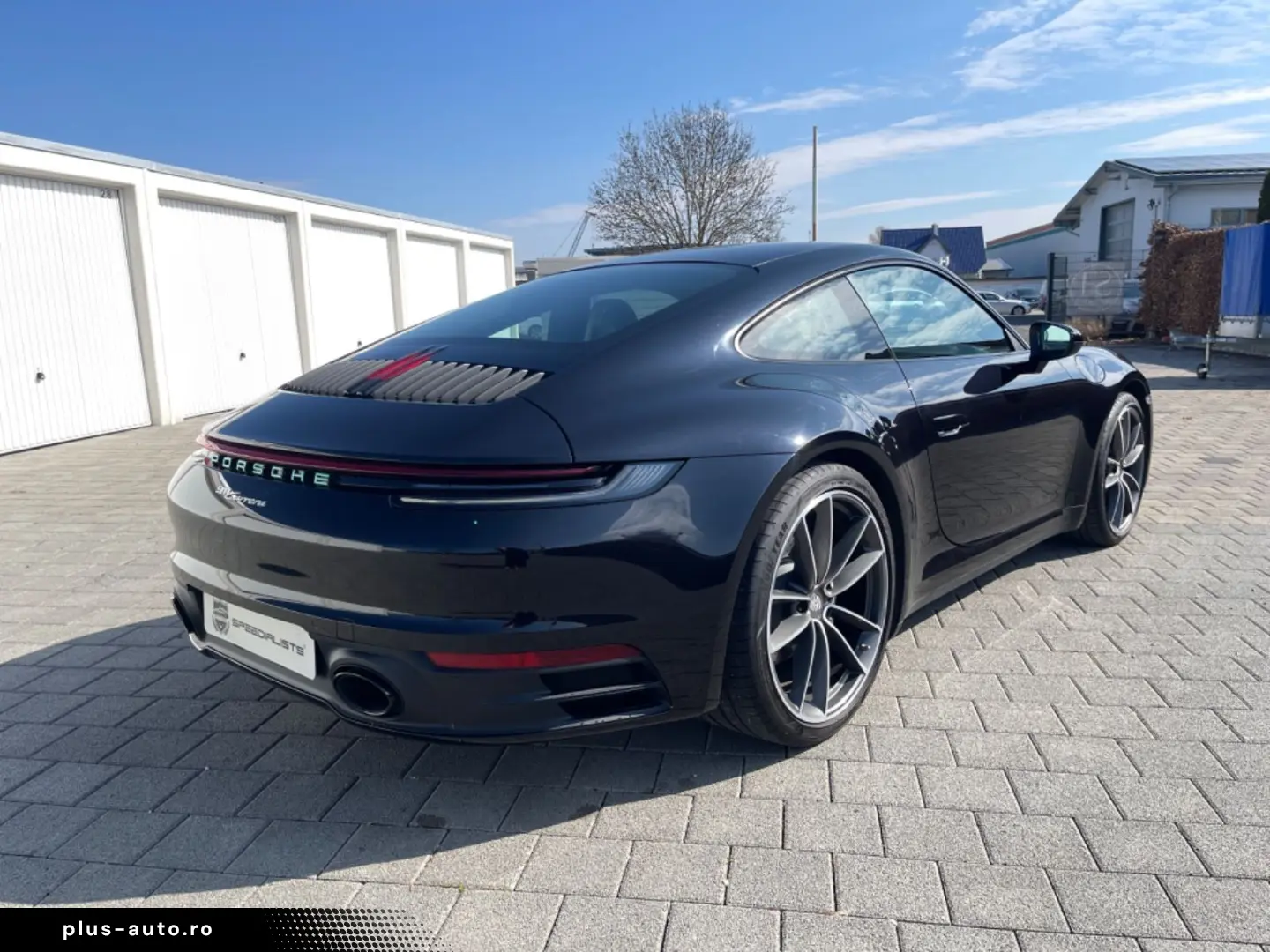 PORSCHE 992 Carrera
