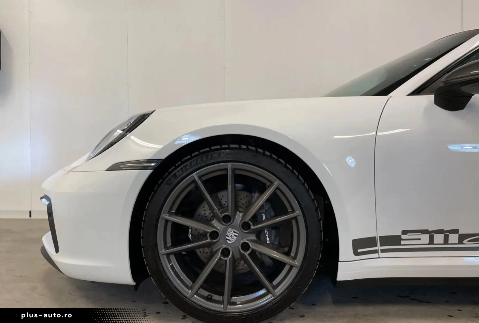 PORSCHE 911 992 Carrera T