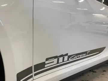 PORSCHE 911 992 Carrera T