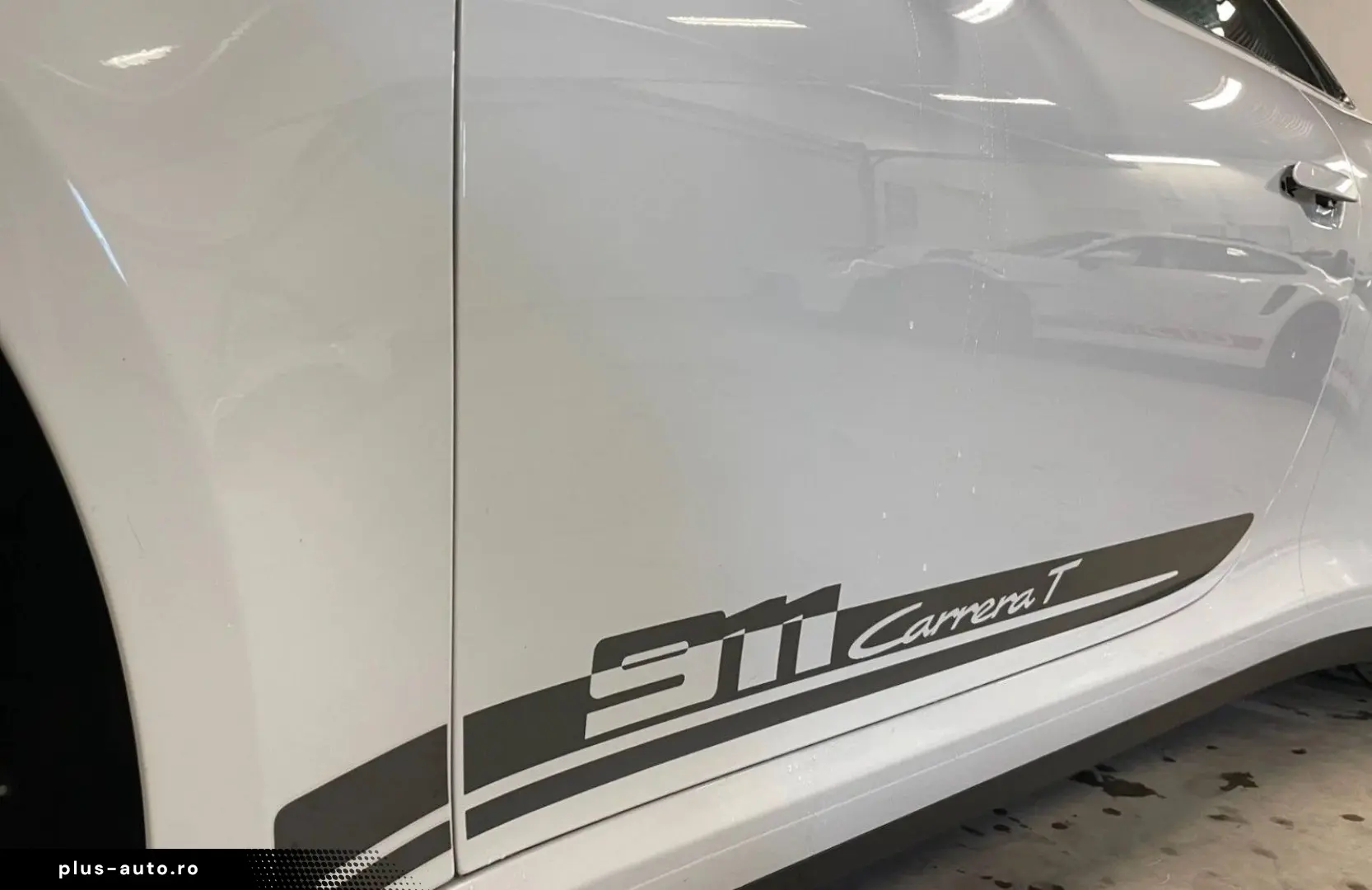 PORSCHE 911 992 Carrera T
