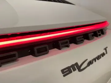 PORSCHE 911 992 Carrera T