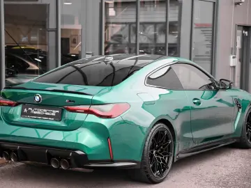 BMW M4 Coupe Competition Schalensitze  M Race Track