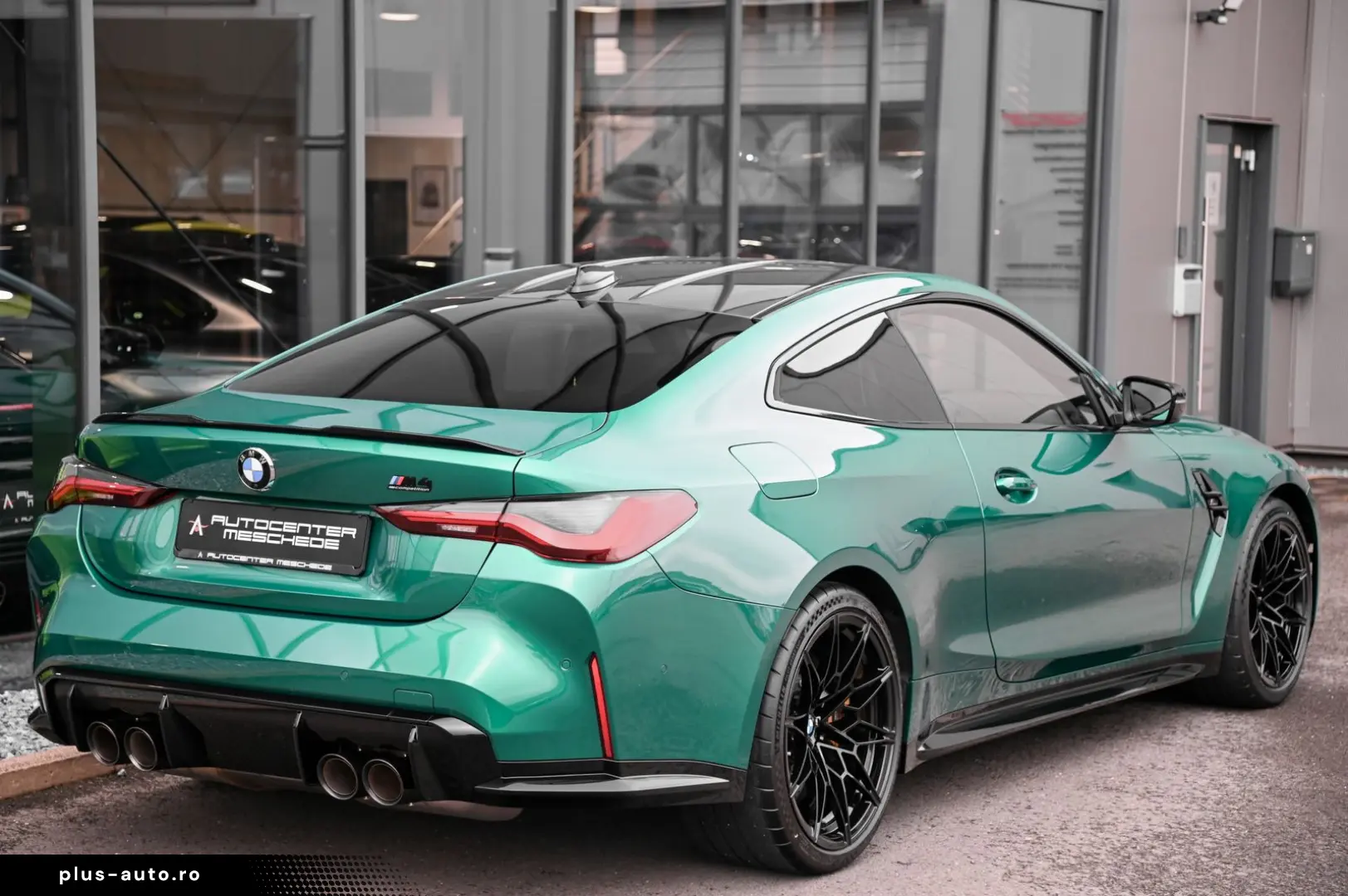 BMW M4 Coupe Competition Schalensitze  M Race Track
