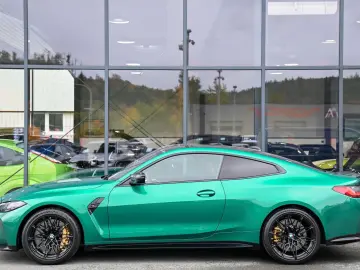 BMW M4 Coupe Competition Schalensitze  M Race Track