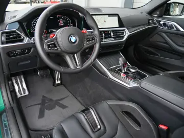 BMW M4 Coupe Competition Schalensitze  M Race Track