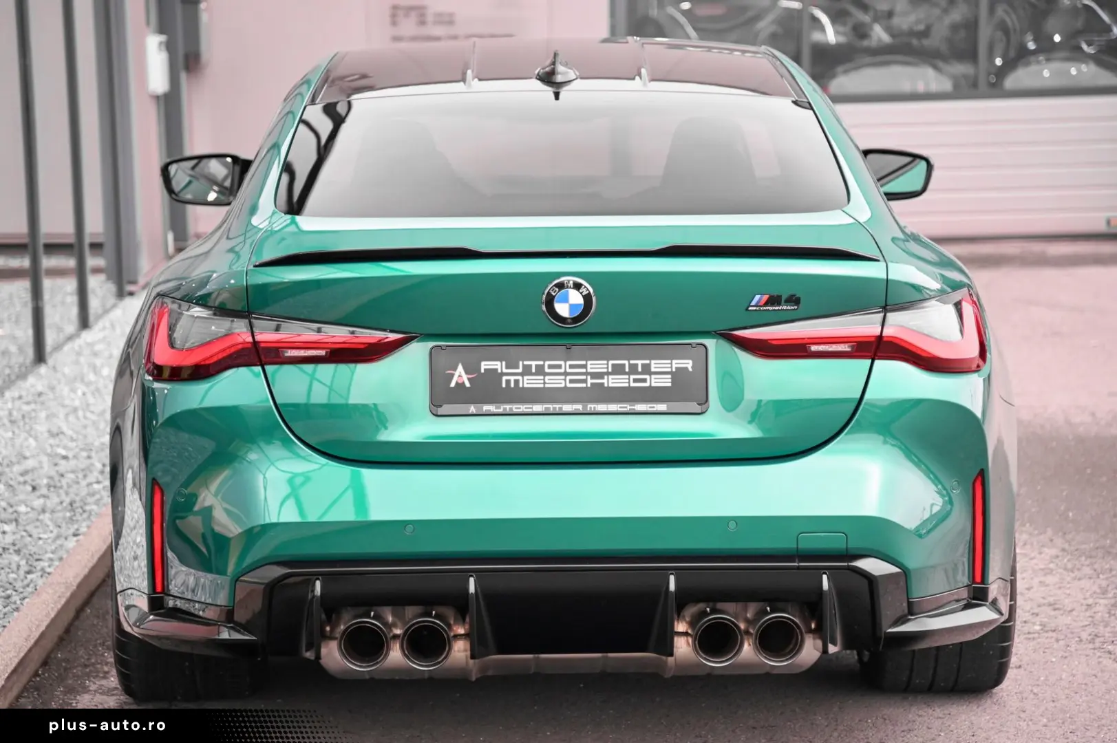 BMW M4 Coupe Competition Schalensitze  M Race Track