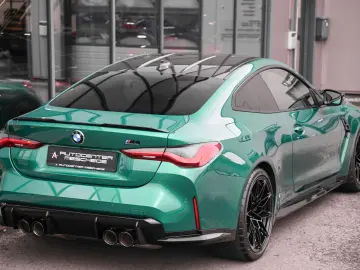 BMW M4 Coupe Competition Schalensitze  M Race Track