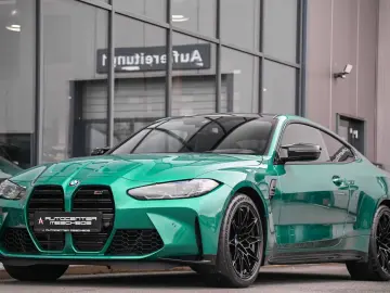 BMW M4 Coupe Competition Schalensitze  M Race Track