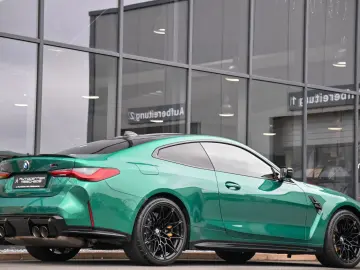 BMW M4 Coupe Competition Schalensitze  M Race Track