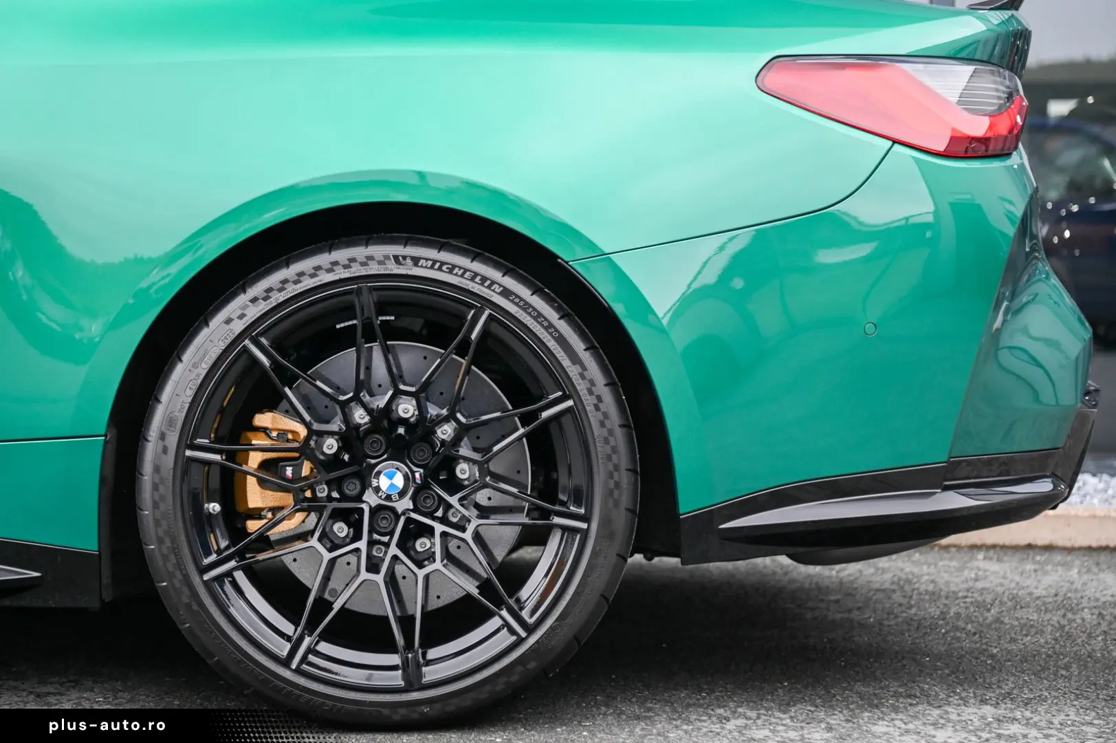 BMW M4 Coupe Competition Schalensitze  M Race Track