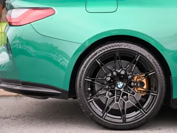 BMW M4 Coupe Competition Schalensitze  M Race Track