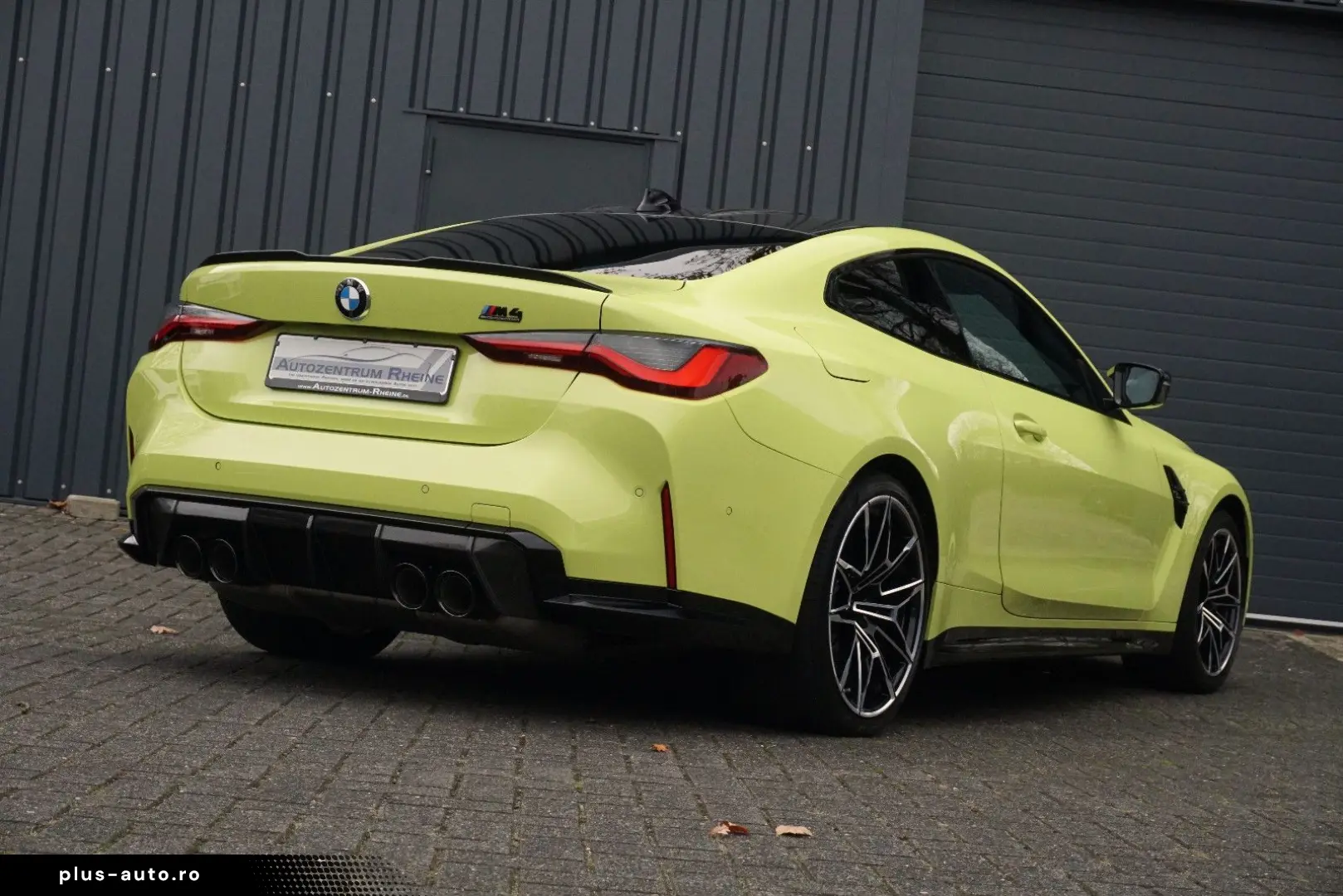 BMW M4 Competition Driver´s Carbon PerfSitze RFK HUD