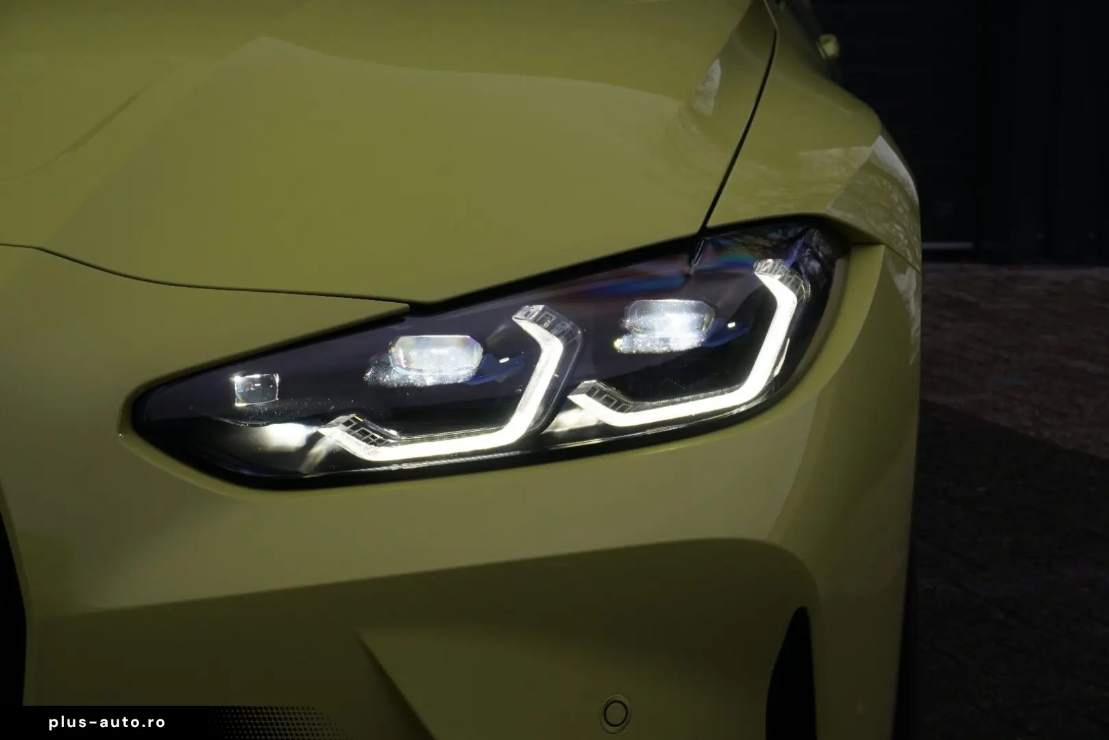 BMW M4 Competition Driver´s Carbon PerfSitze RFK HUD