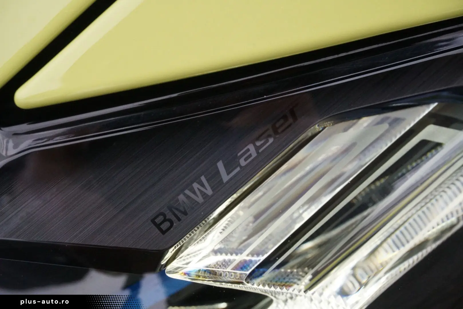 BMW M4 Competition Driver´s Carbon PerfSitze RFK HUD