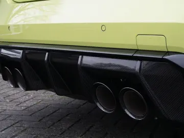 BMW M4 Competition Driver´s Carbon PerfSitze RFK HUD