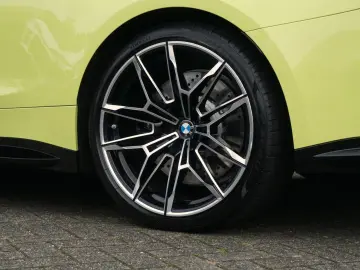 BMW M4 Competition Driver´s Carbon PerfSitze RFK HUD