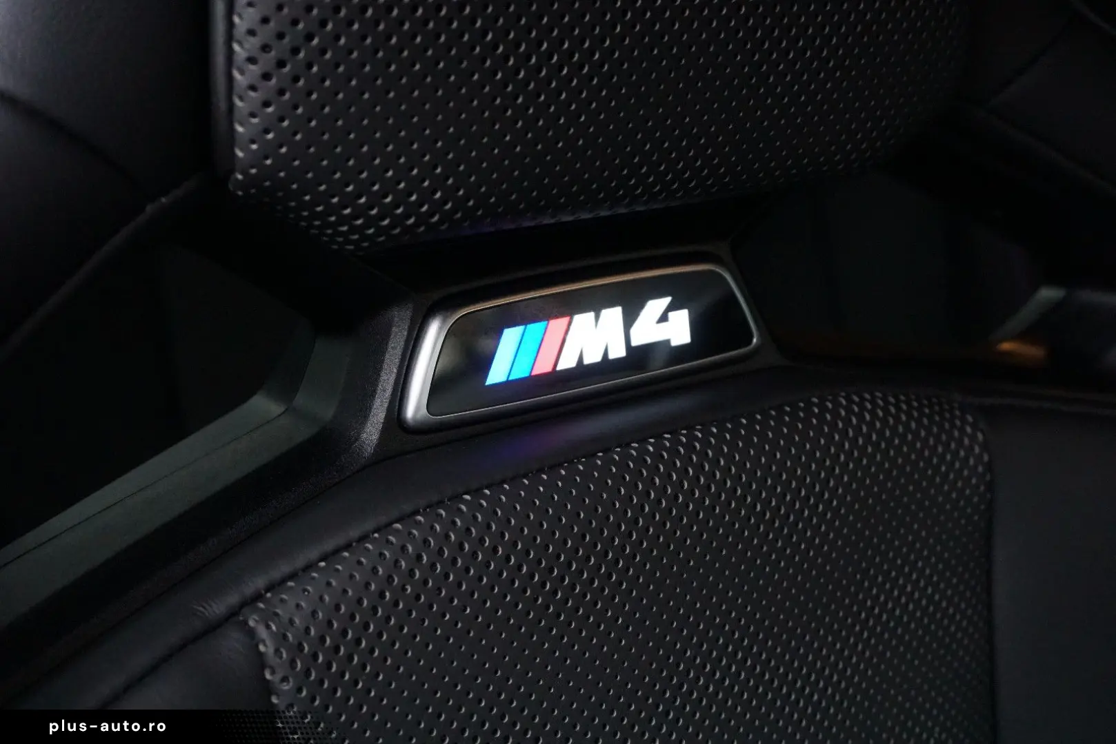 BMW M4 Competition Driver´s Carbon PerfSitze RFK HUD