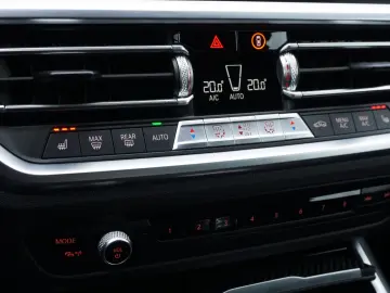 BMW M4 Competition Driver´s Carbon PerfSitze RFK HUD