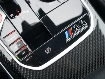BMW M4 Competition Driver´s Carbon PerfSitze RFK HUD