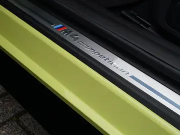 BMW M4 Competition Driver´s Carbon PerfSitze RFK HUD