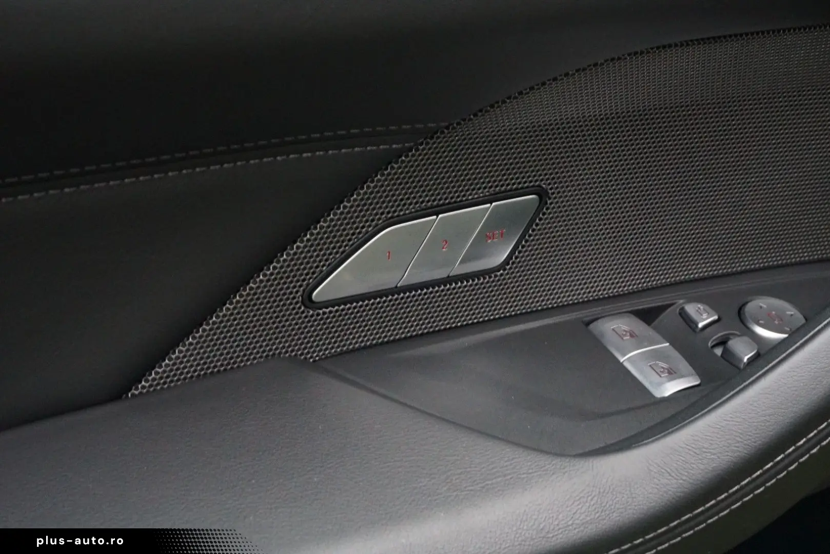 BMW M4 Competition Driver´s Carbon PerfSitze RFK HUD