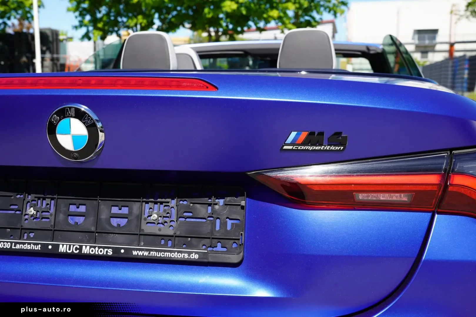BMW M4 xDr Competition Cabrio in FROZEN BLUE