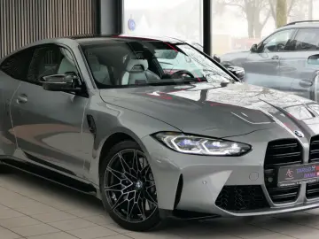 BMW M4 Coupe Competition CARBON Skyscraper Individua