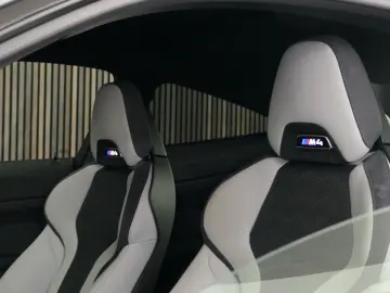 BMW M4 Coupe Competition CARBON Skyscraper Individua