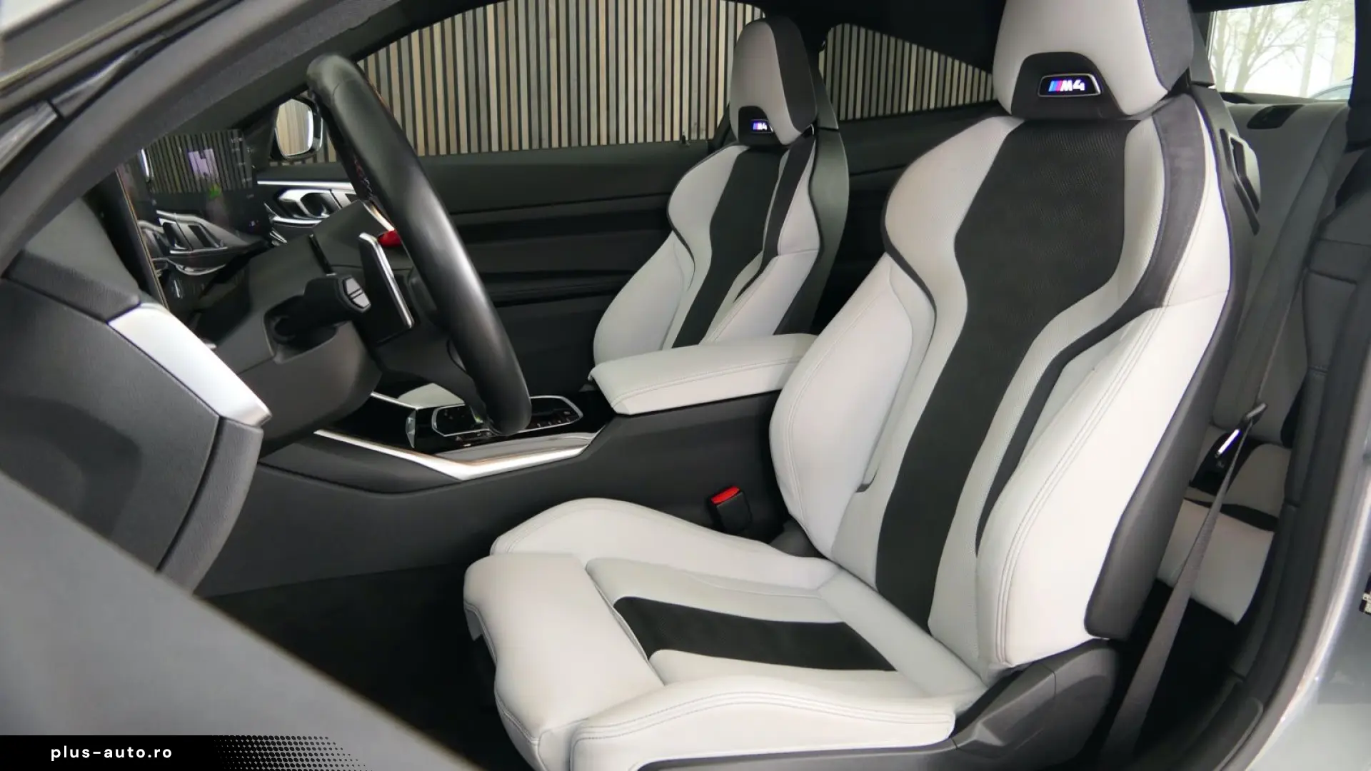 BMW M4 Coupe Competition CARBON Skyscraper Individua