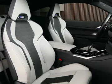 BMW M4 Coupe Competition CARBON Skyscraper Individua