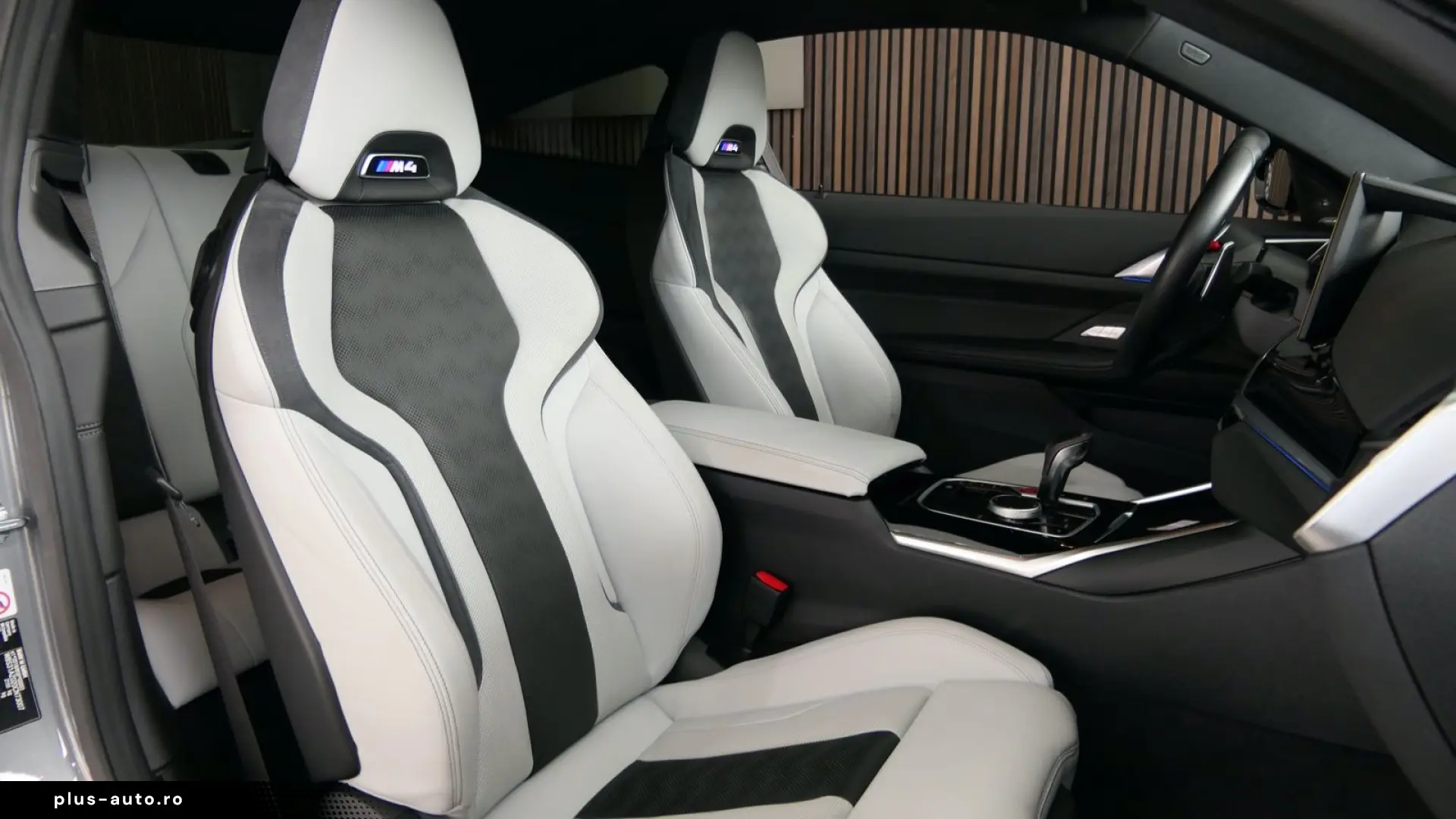 BMW M4 Coupe Competition CARBON Skyscraper Individua