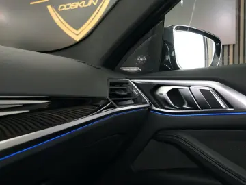 BMW M4 Coupe Competition CARBON Skyscraper Individua