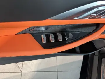 BMW M4 xDrive Competition PERFORMANCE CARBONSEATS