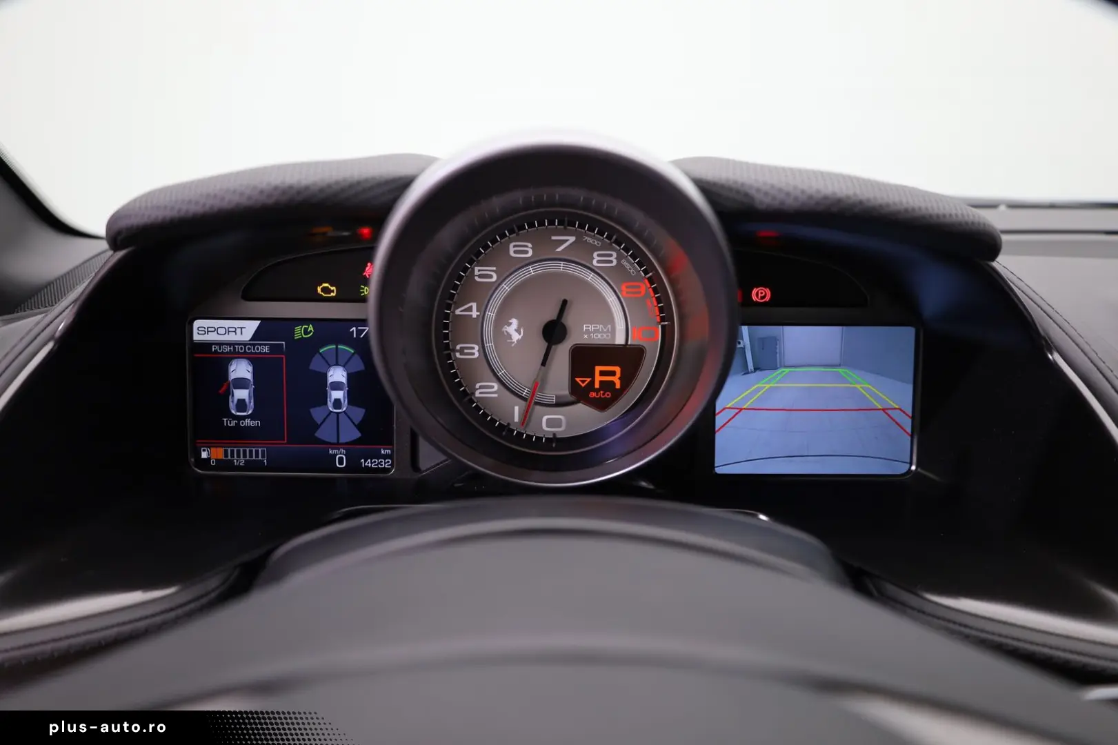 FERRARI 812 Superfast