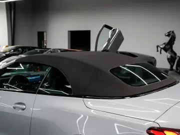BMW M4 Cabrio xDrive Competition Laser-Carbon-Wide