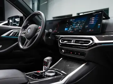 BMW M4 Cabrio xDrive Competition Laser-Carbon-Wide