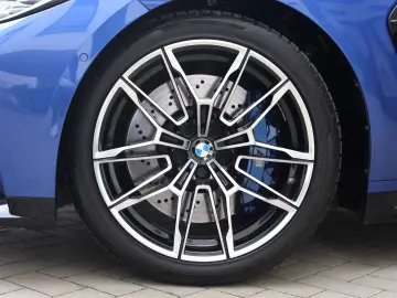 BMW M4 Competition Coupe CARBON 360  DEUTSCHS