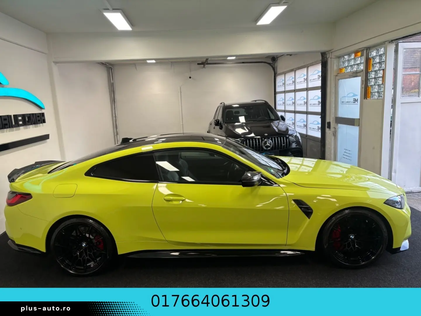 BMW M4 Coupe xDrive Competition CARBON HEAD UP R CAM