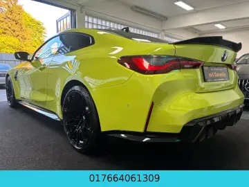 BMW M4 Coupe xDrive Competition CARBON HEAD UP R CAM