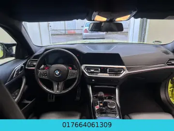 BMW M4 Coupe xDrive Competition CARBON HEAD UP R CAM