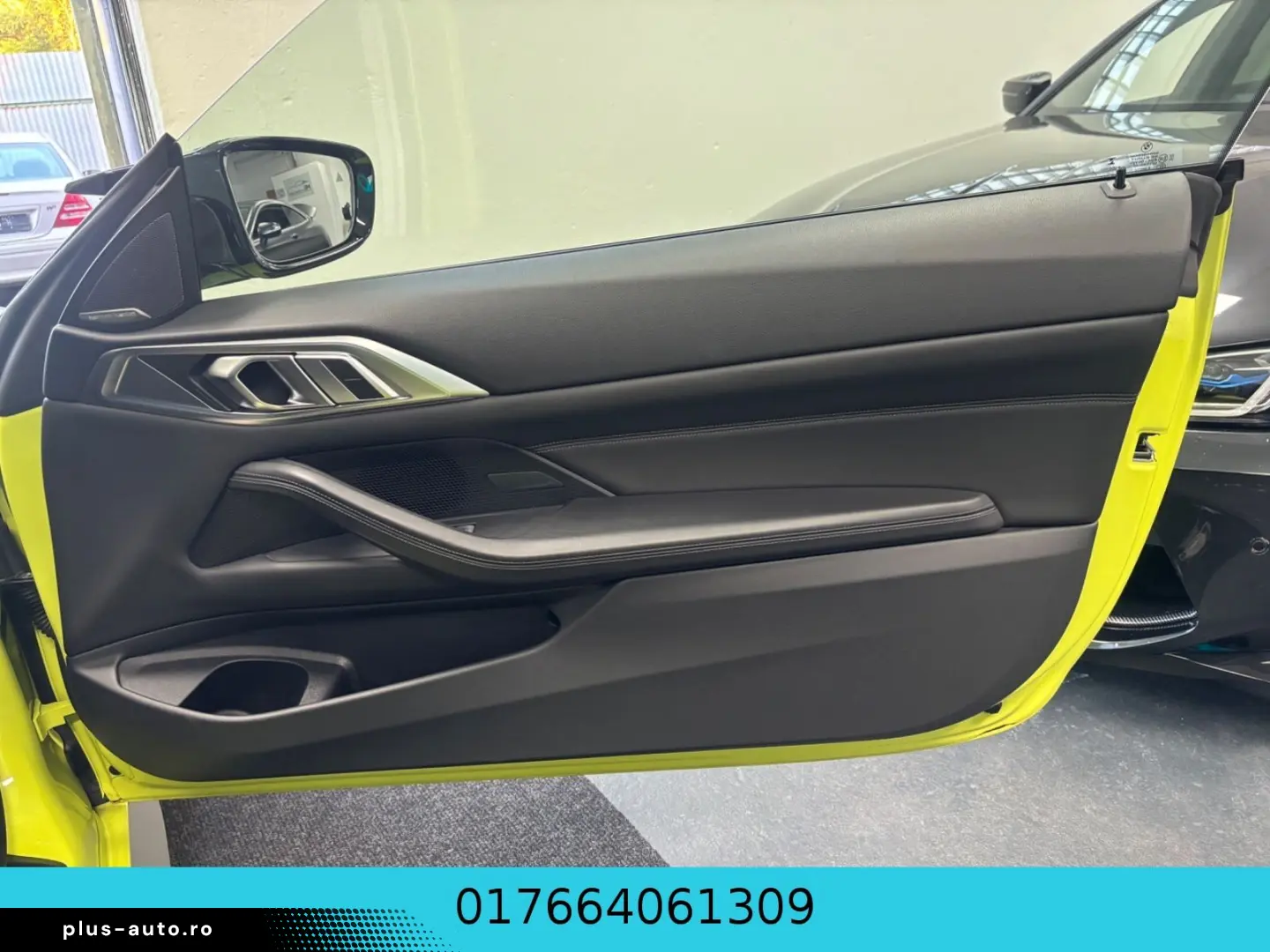 BMW M4 Coupe xDrive Competition CARBON HEAD UP R CAM