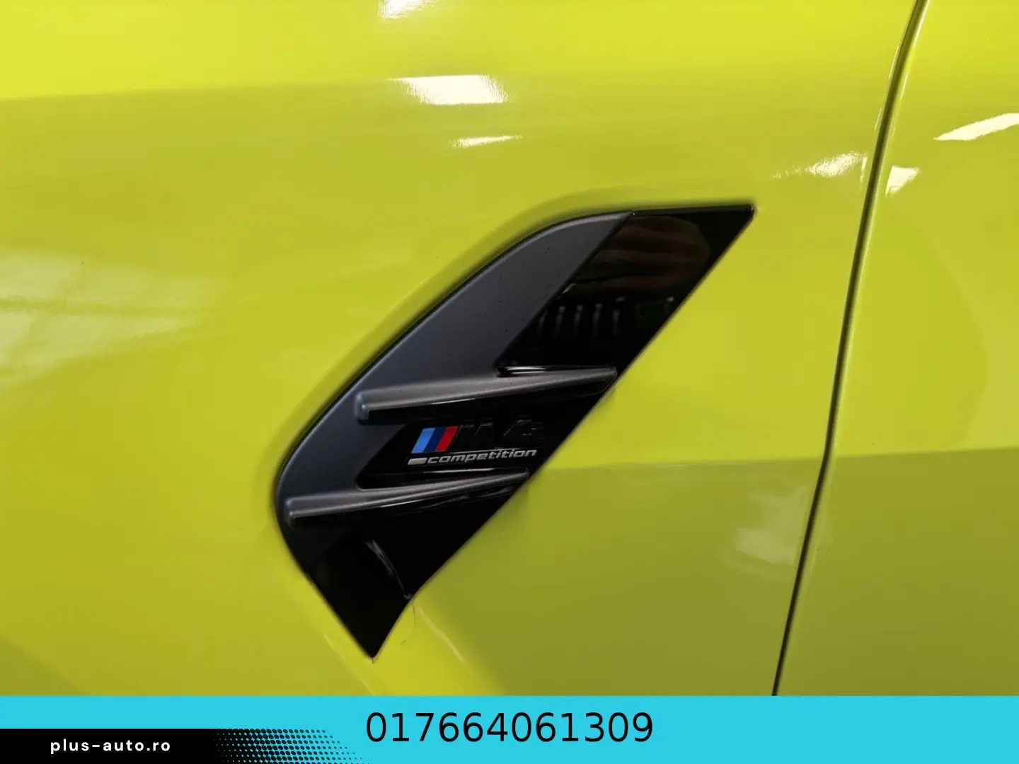 BMW M4 Coupe xDrive Competition CARBON HEAD UP R CAM