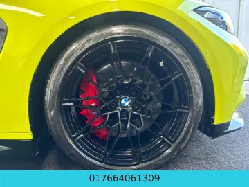 BMW M4 Coupe xDrive Competition CARBON HEAD UP R CAM
